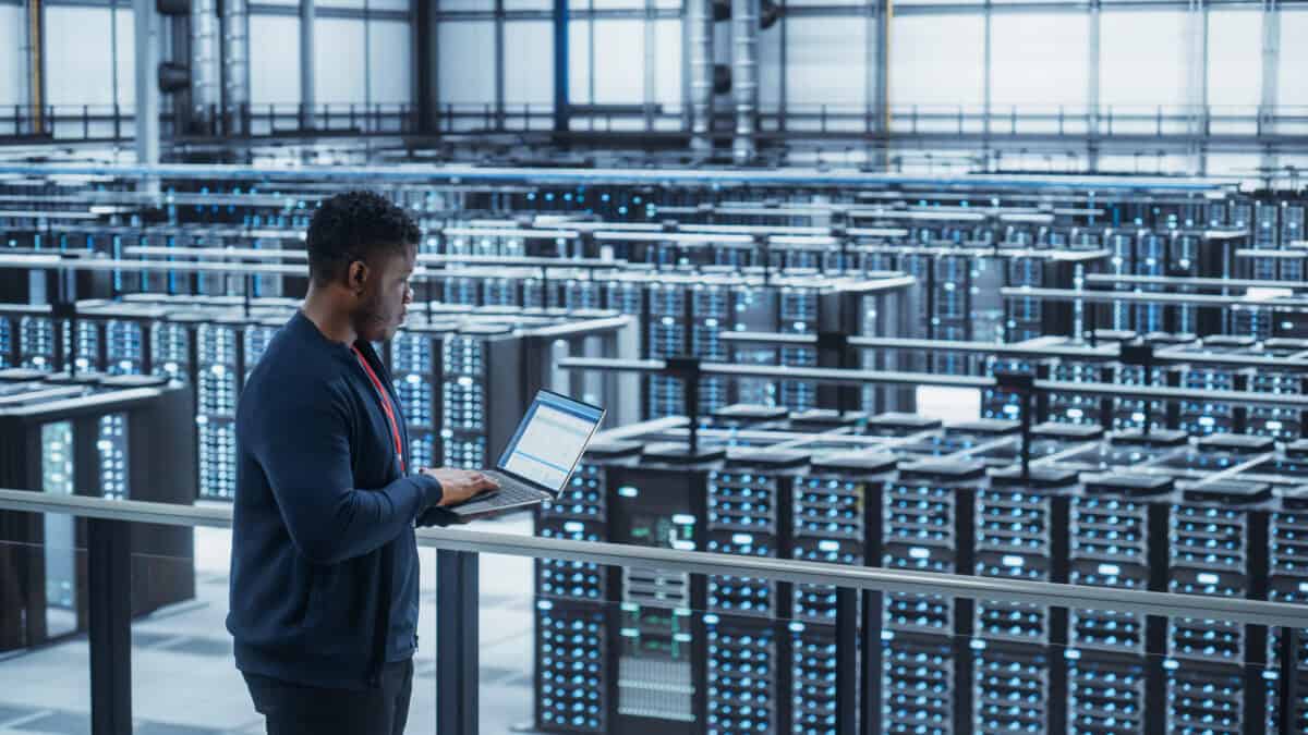 Hammond Power Solutions Is Positioned for the Big Data Centre Buildout: Here’s How I’d Buy It